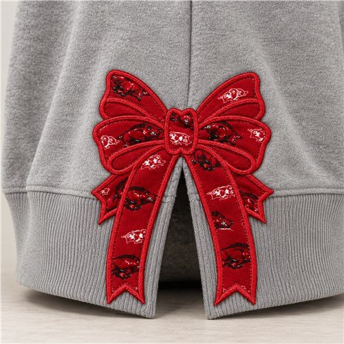 Red razorback bow on a grey sweatshirt applique embroidery digitizing design